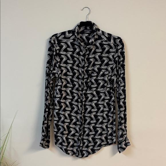 Brave Soul Black and White cobra pattern Button Down Shirt size S - Picture 2 of 4